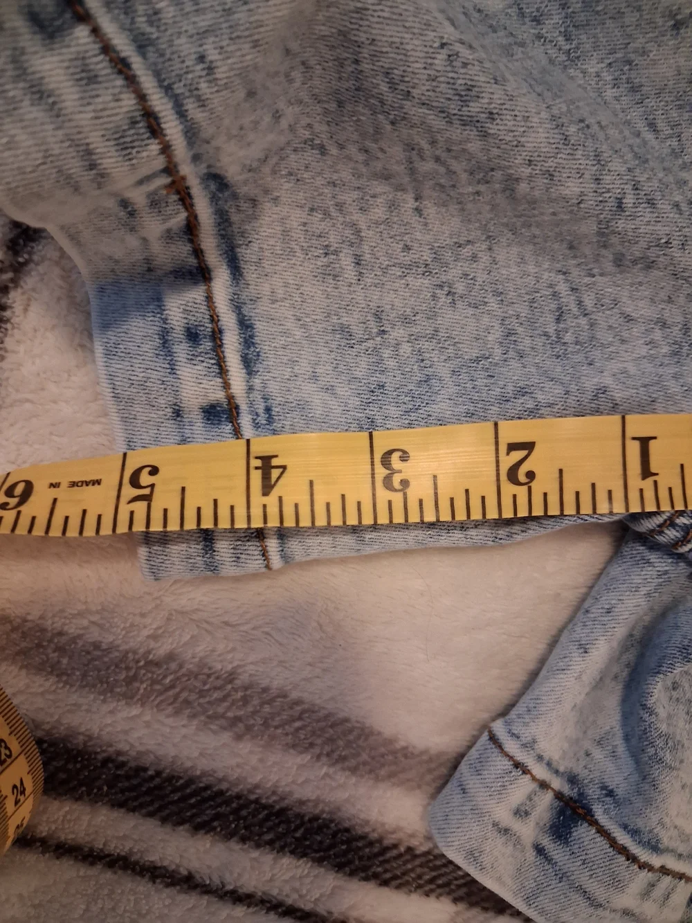 Flamingals Light Wash Denim Cargo Shorts - Picture 5 of 7